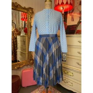 vintage 1970s blue and gray plaid pleated wool skirt school girl classic small